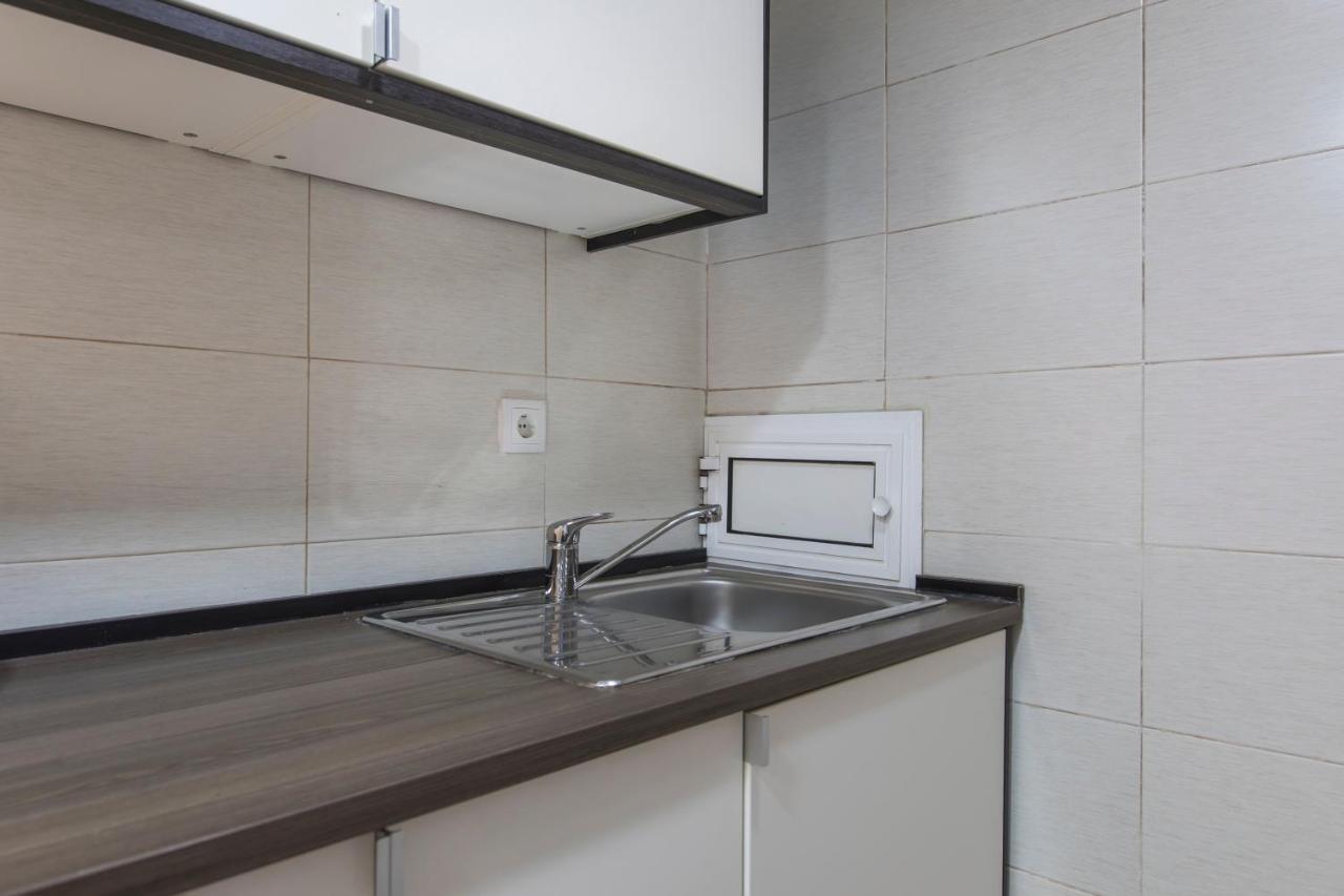 Alfama Typical Beco Dos Ramos Appartement Lissabon Buitenkant foto